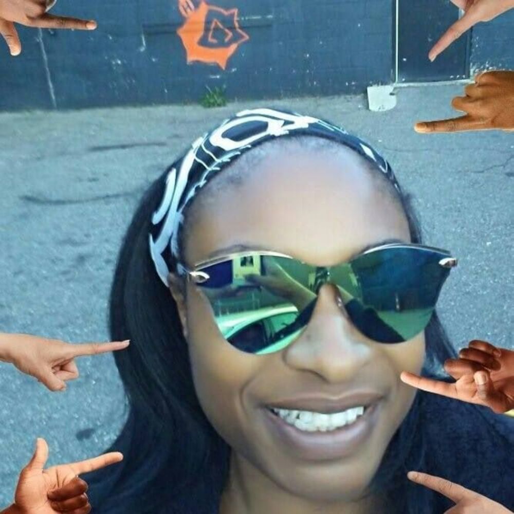 Meet your Posher, Laquisha